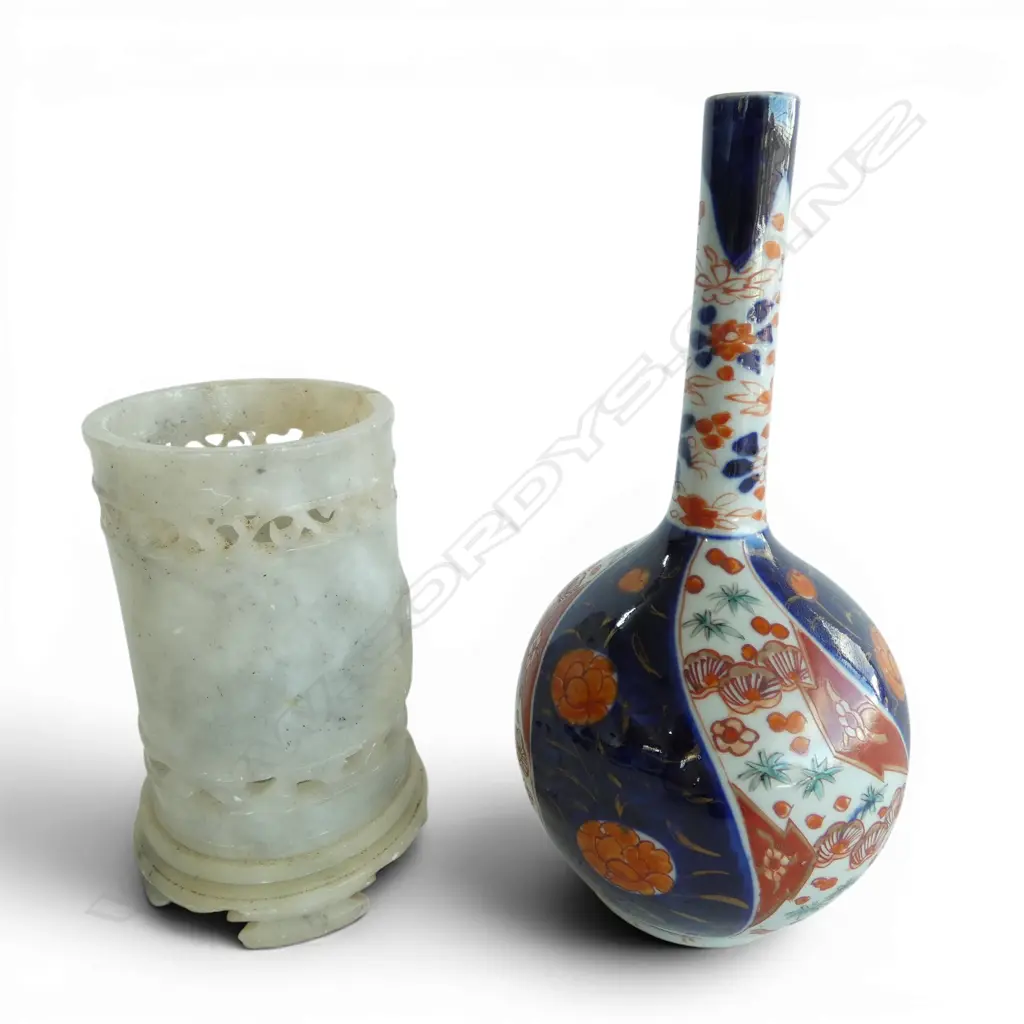 JAPANESE IMARI BOTTLE VASE H220MM & CHINESE SOAPSTONE BRUSH HOLDER H140MM Image 1++