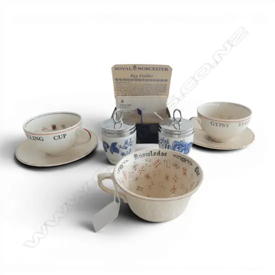 BOXED PR WORCESTER EGG CODDLERS + 2 CUPS & SAUCERS & CUP