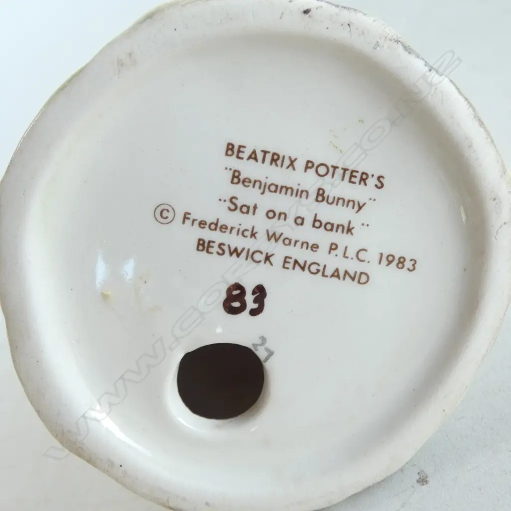 BESWICK BEATRIX POTTER 'BENJAMIN BUNNY', H95mm, brown backstamp 1973-1988 Image 1++