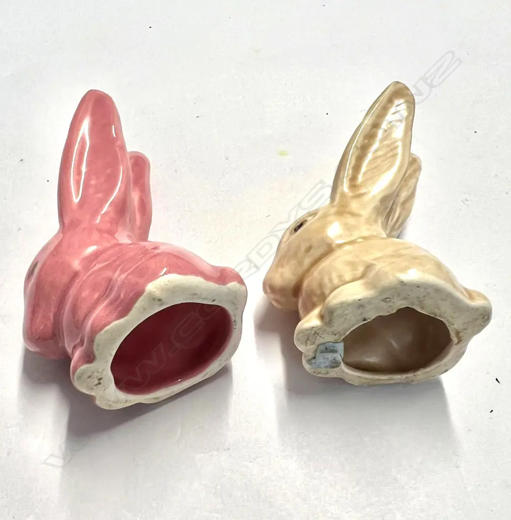 2 long eared SYLVAC BUNNIES. H.78mm. Image 1++