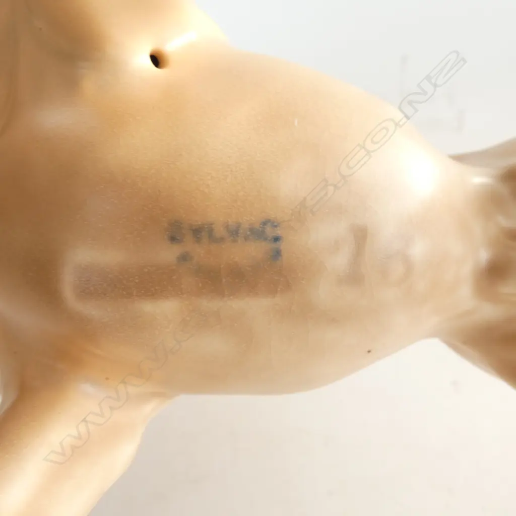 2 SYLVAC BULLDOGS, #16, H.130x200mm & #155, H.80x120mm Image 1++