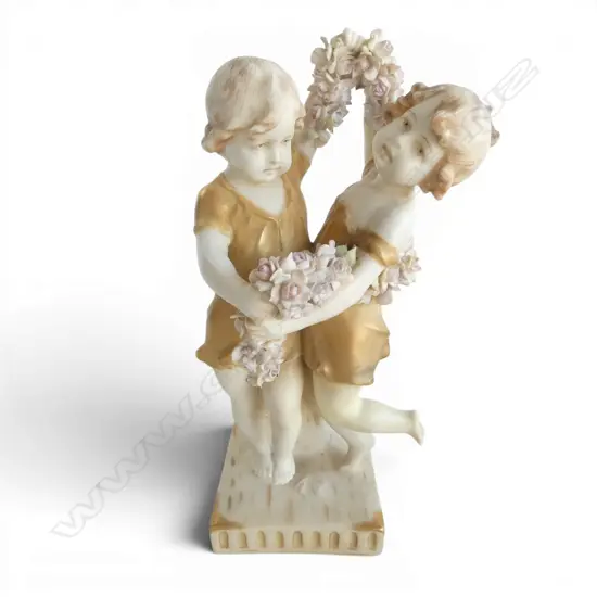 AUSTRIAN VIENNA CHINA 2 CHIDREN DANCING FIGURINE H210MM