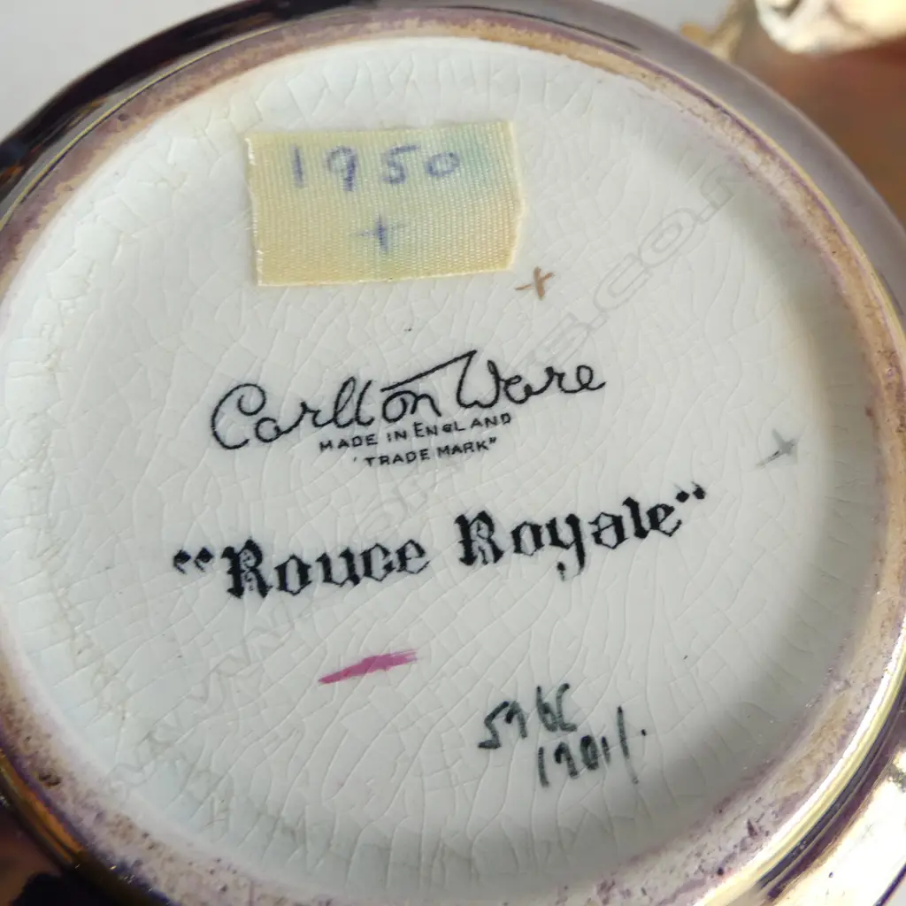 3 PCES CARLTON WARE ROUGE ROYAL H.130mm Image 1++