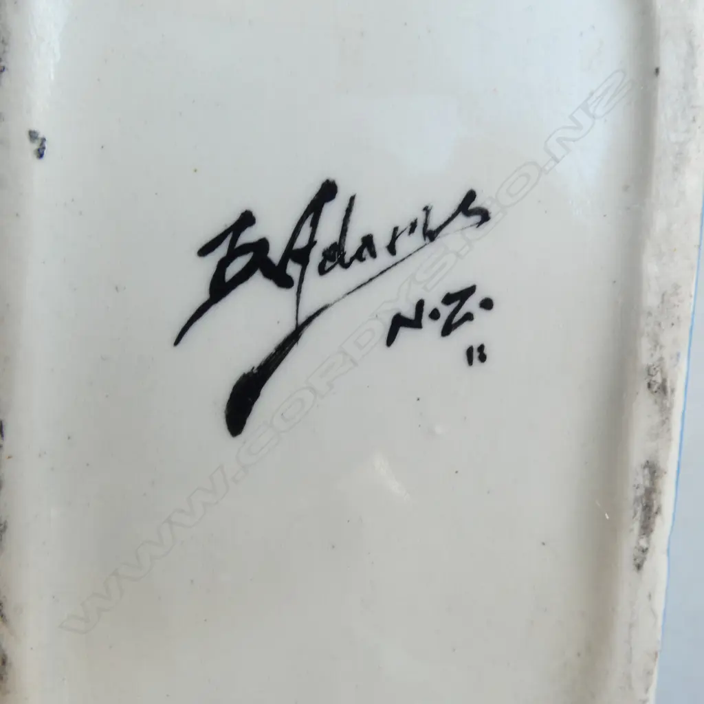 NZ STUDIO POTTERY VASE SIGNED B ADAMS H180MM & KILSBY POTTERY FISH L240MM Image 1++