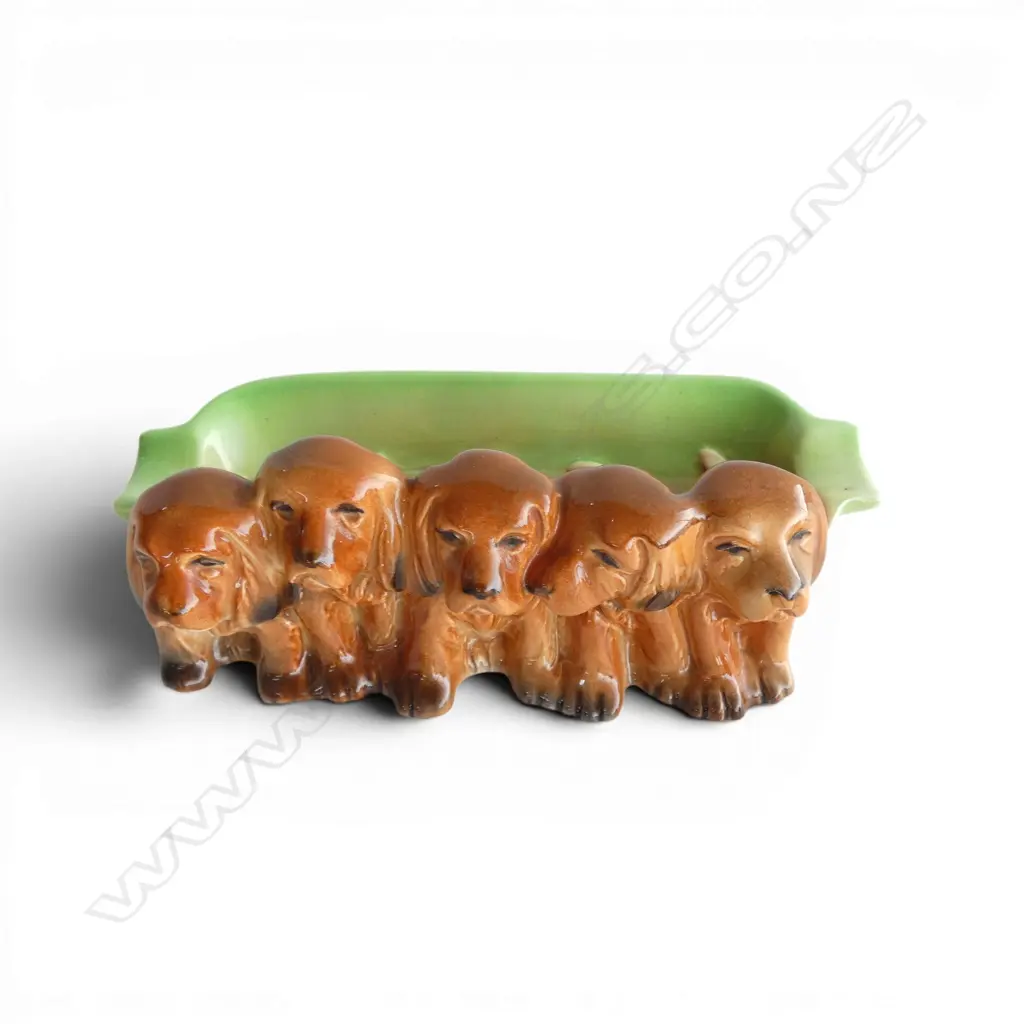 BESWICK 5 DOG ASHTRAY #869. Designed by R. Watkin. L.154mm Image 1++