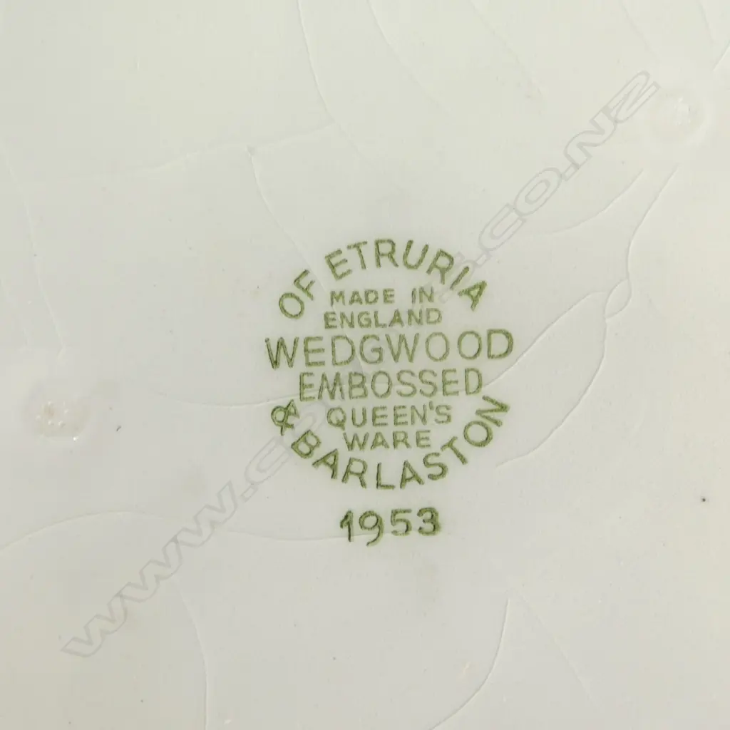 WEDGWOOD DUKE OF EDINBURGH BOX, ASHTRAY & 'RUNNYMEDE' DISH W.130mm Image 1++