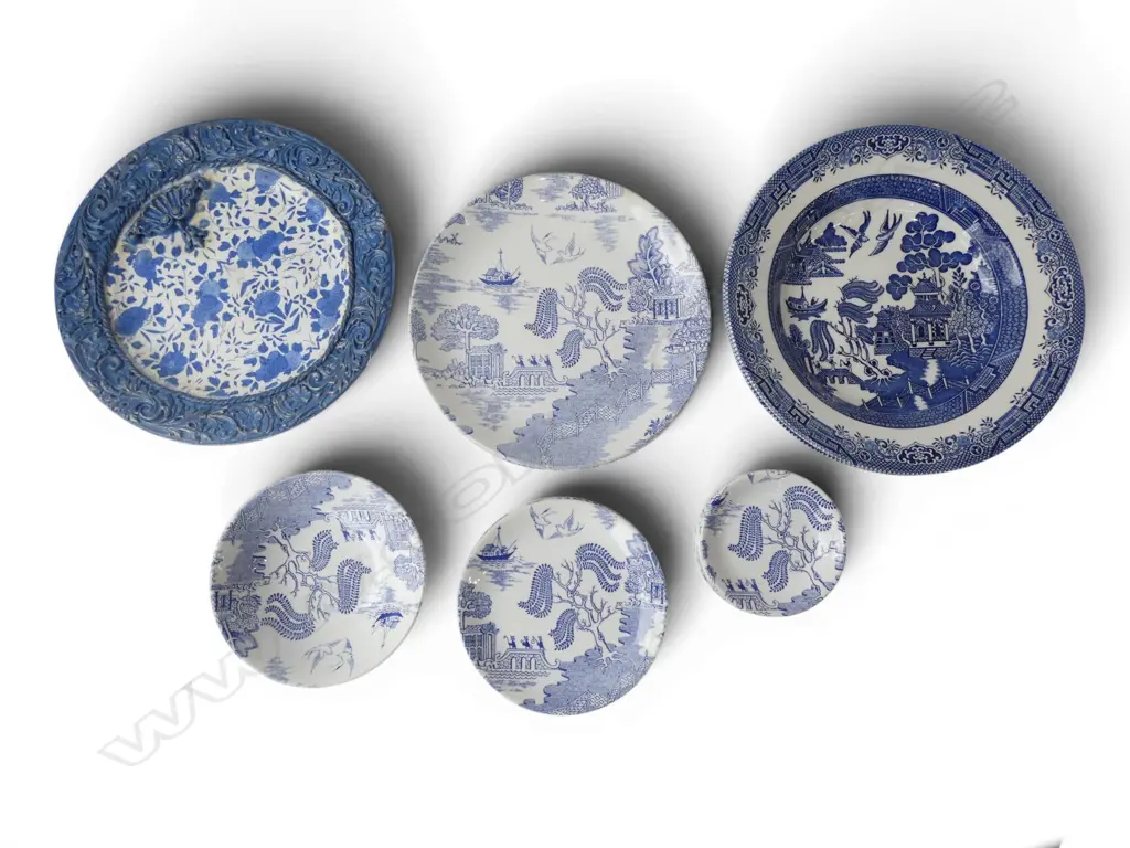 ASSORTED B/W CHINA Image 1++