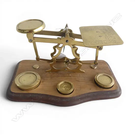 SET OF VINTAGE BRASS POSTAL SCALES & WEIGHTS L240MM