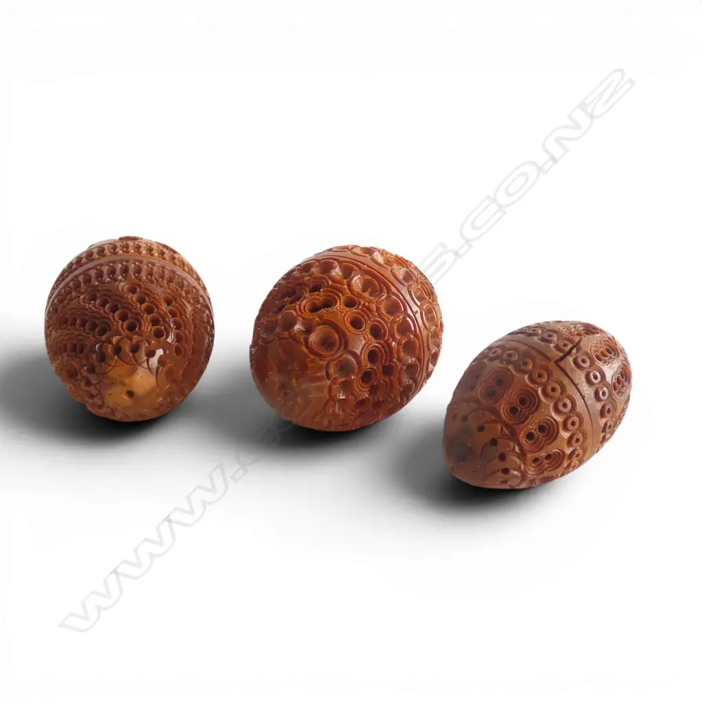  3 x vintage coquilla nut sewing thread boxes. Finely carved & pierced Image 1++