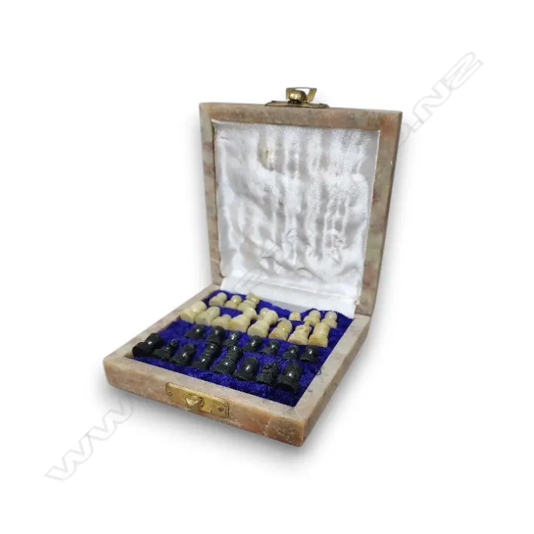 HANDCRAFTED MINIATURE MARBLE FOLDING CHESS SET MISSING ONE PIECE 100 x 100mm Image 1++