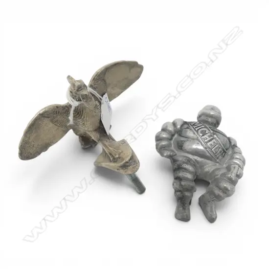 CHROMED SINGER BANTAM COCKERALL SPORTS CAR MASCOT H.80mm + MICHELIN MAN