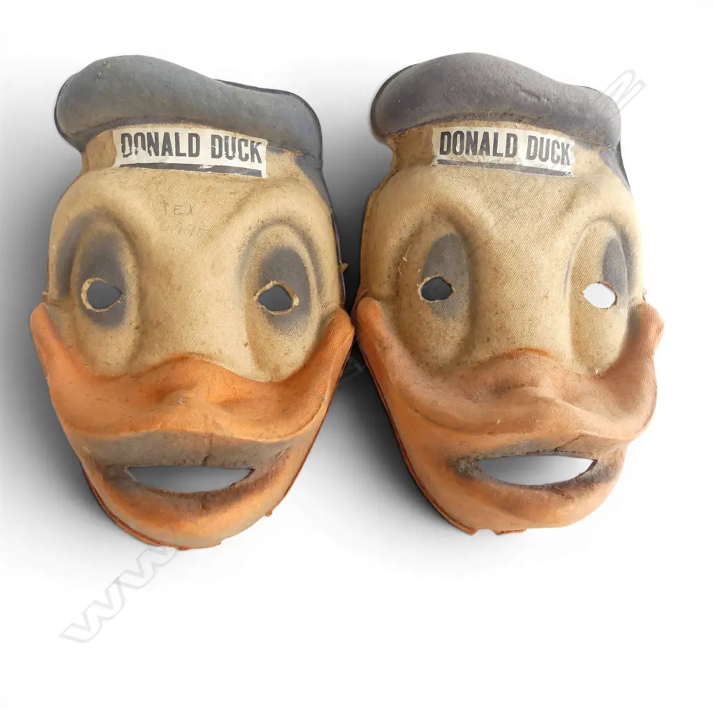2 VINTAGE DONALD DUCK FACE MASKS H.240mm Image 1++