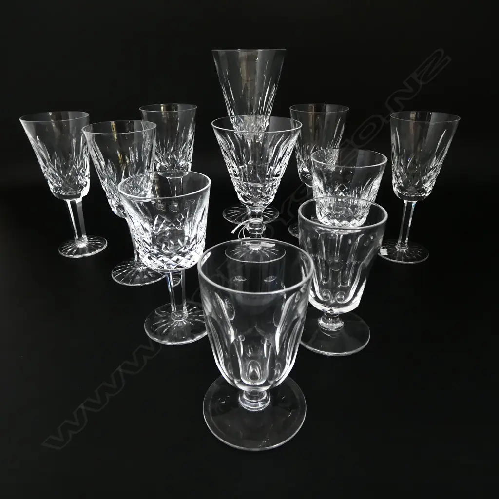 8 WATERFORD CRYSTAL STEMMED GLASSES + 3 OTHERS H.180mm Image 1++