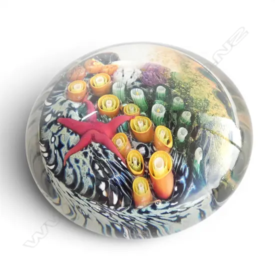 PETER RAOS ART GLASS PAPERWEIGHT signed & dated 1998 W.80mm