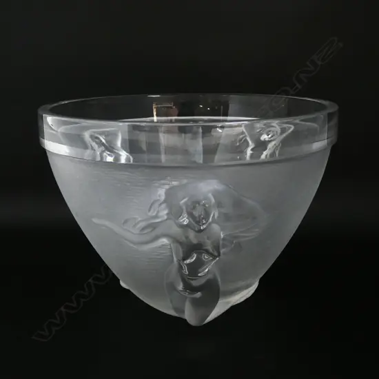 SIGNED CONTINENTAL STUDIO GLASS NUDE LADY BOWL H200 DIA240MM