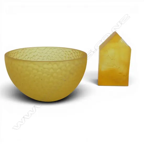 SHEANA GELLERT, ART GLASS BOWL (2011) Dia.125mm & OTHER PCE ORANGE CAST GLASS 