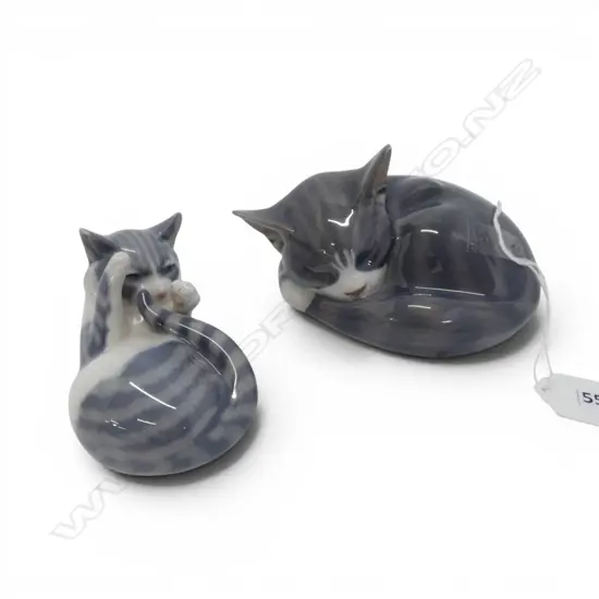 2 ROYAL COPENHAGEN CAT ORNAMENTS W.150mm