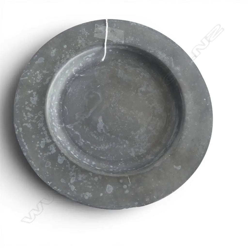 ANTIQUE PEWTER PLATE with touchmark, London, Dia.240mm Image 1++