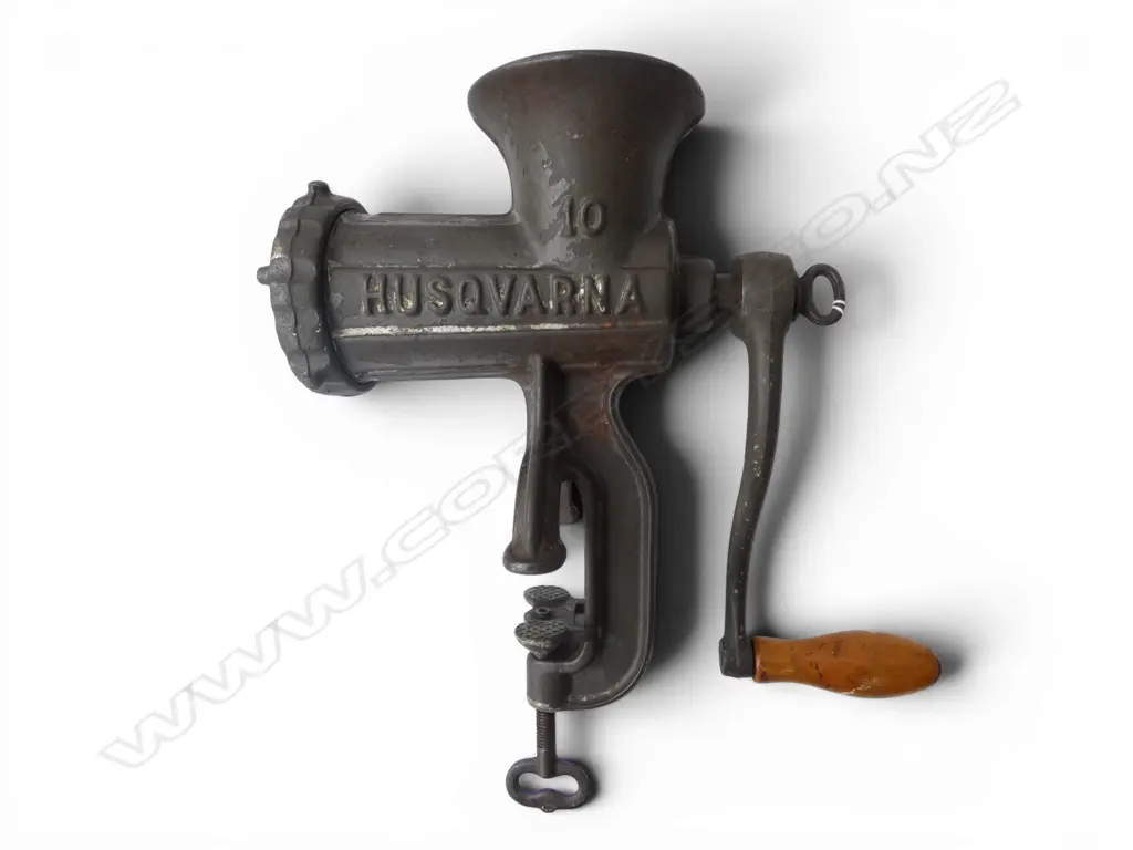 LG VINTAGE SWEDISH KITCHEN MINCER ‘RELIANCE’, L.320MM Image 1++