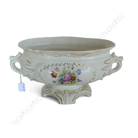 WEDGWOOD UNICORN VASE W.380mm