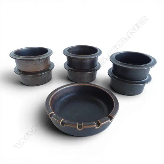 6 ARABIA FINLAND RAMEKINS + ASHTRAY Dia.160mm