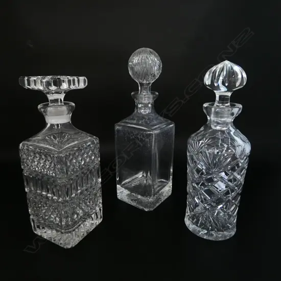 3 DECANTERS H.280mm