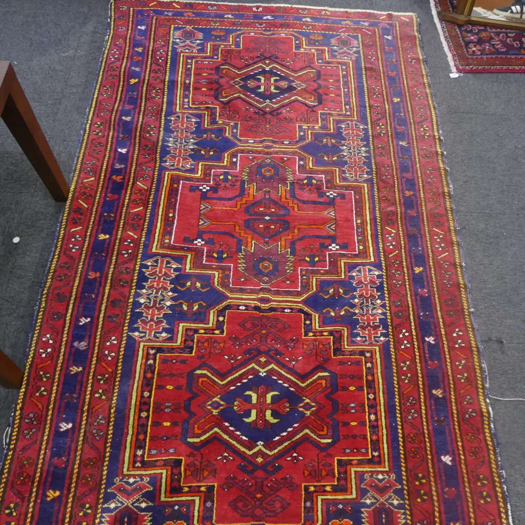 HAND KNOTTED ALL WOOL RUG 2400x1400mm Image 1++