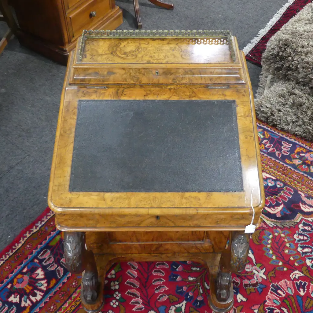 ANTIQUE WALNUT DAVENPORT 530x530x860mm Image 1++