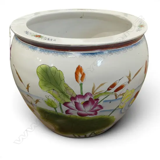 ORIENTAL PORCELAIN FISH JARDINIERE Dia.370mm