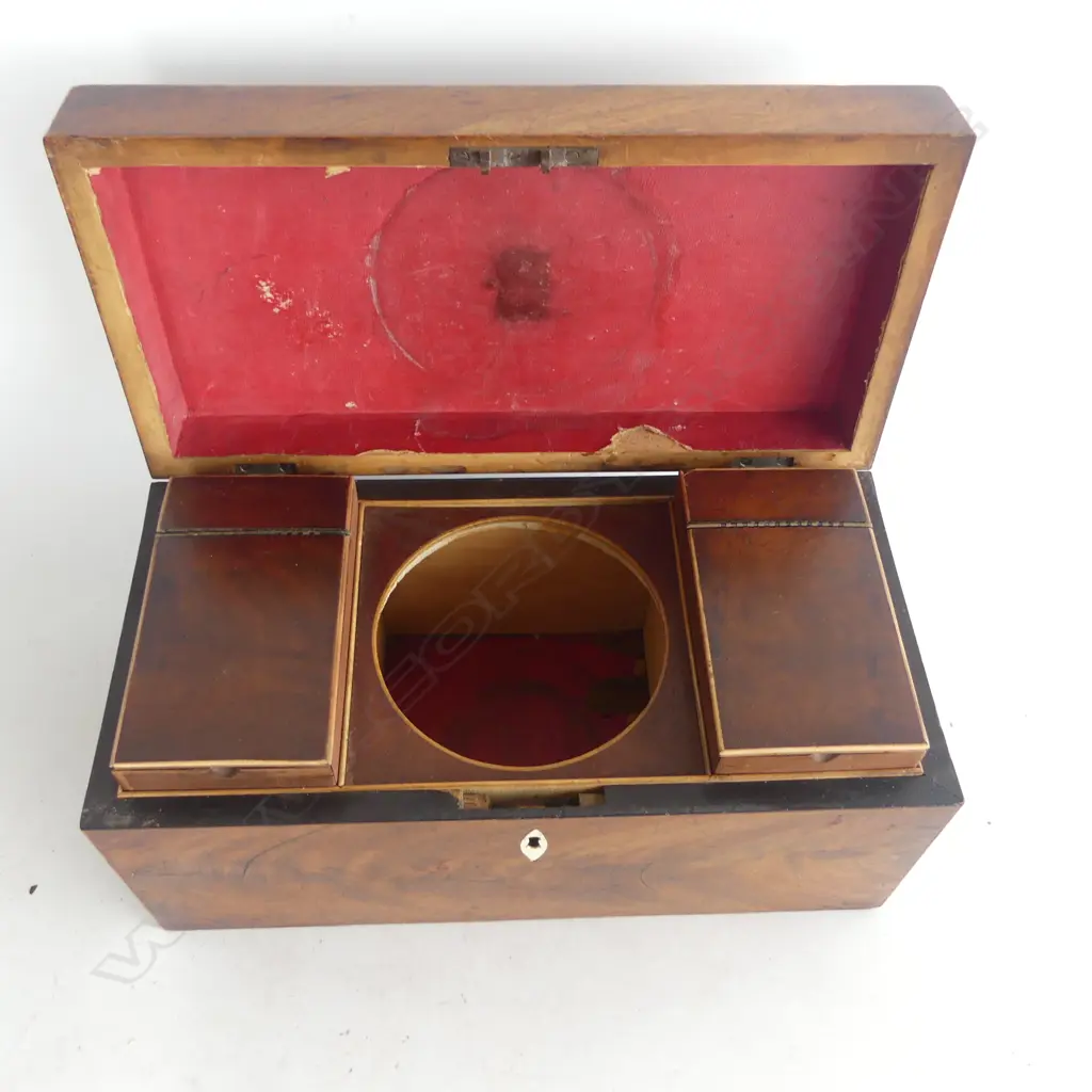 GEORGIAN MAHOGANNY TEA CADDY W.300mm Image 1++