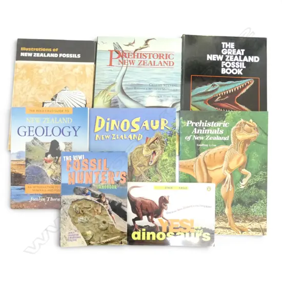 7 N.Z. DINOSAUR REFERENCE BOOKS 