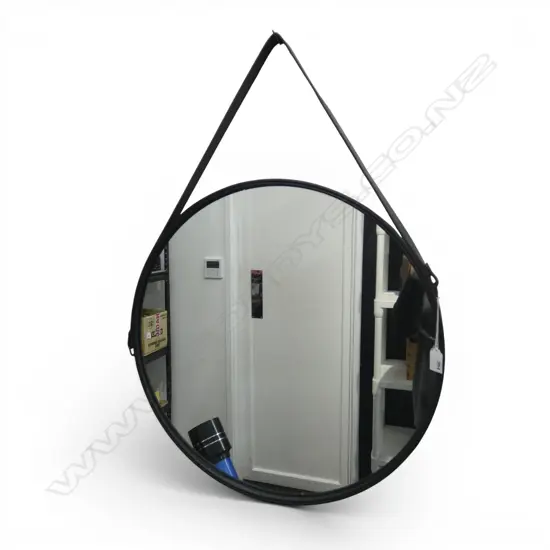 DARK METAL FRAMED CIRCULAR MIRROR WITH LEATHER STRAP HANGER. Dia.555mm