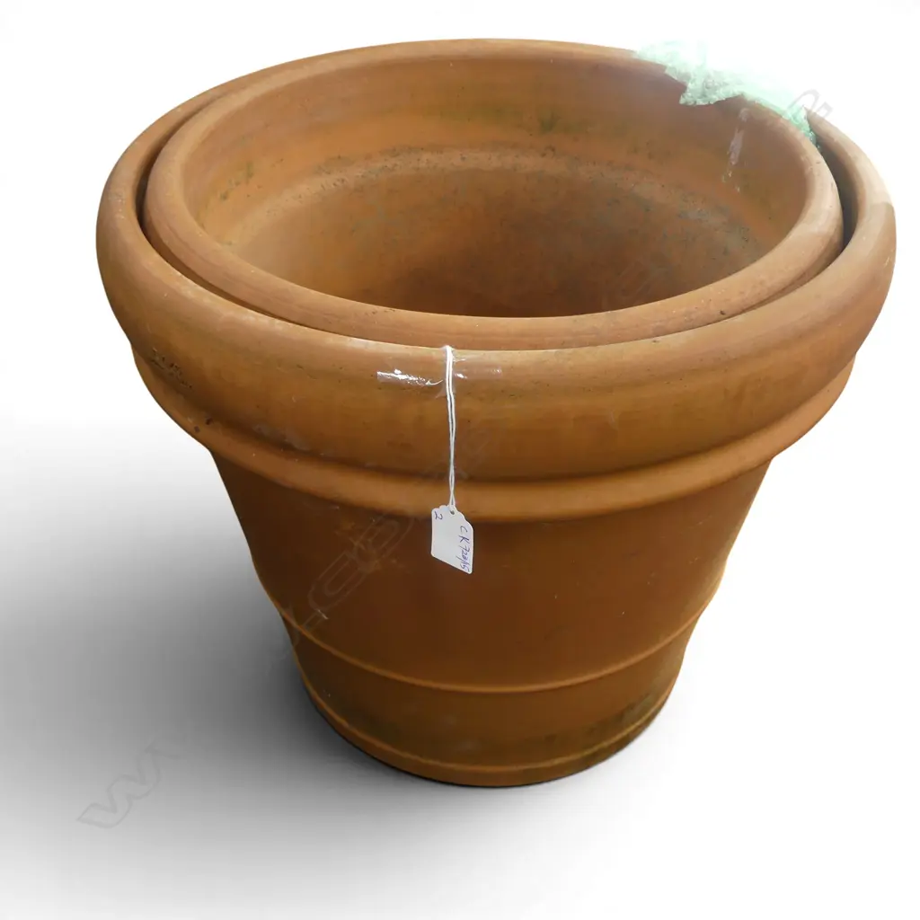 2 LG TERRACOTTA GARDEN POTS H.385mm Image 1++