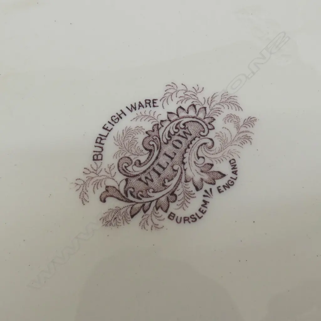 3 BURLEIGH WARE WILLOW GRADUATING ASHETS W.390mm Image 1++