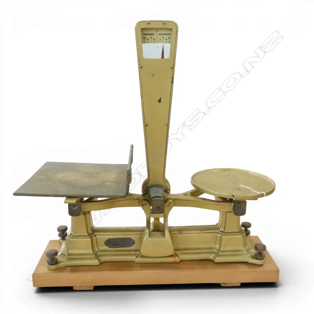 VINTAGE W&T AVERY BIRMINGHAM SCALE on later base H.560mm Image 1++