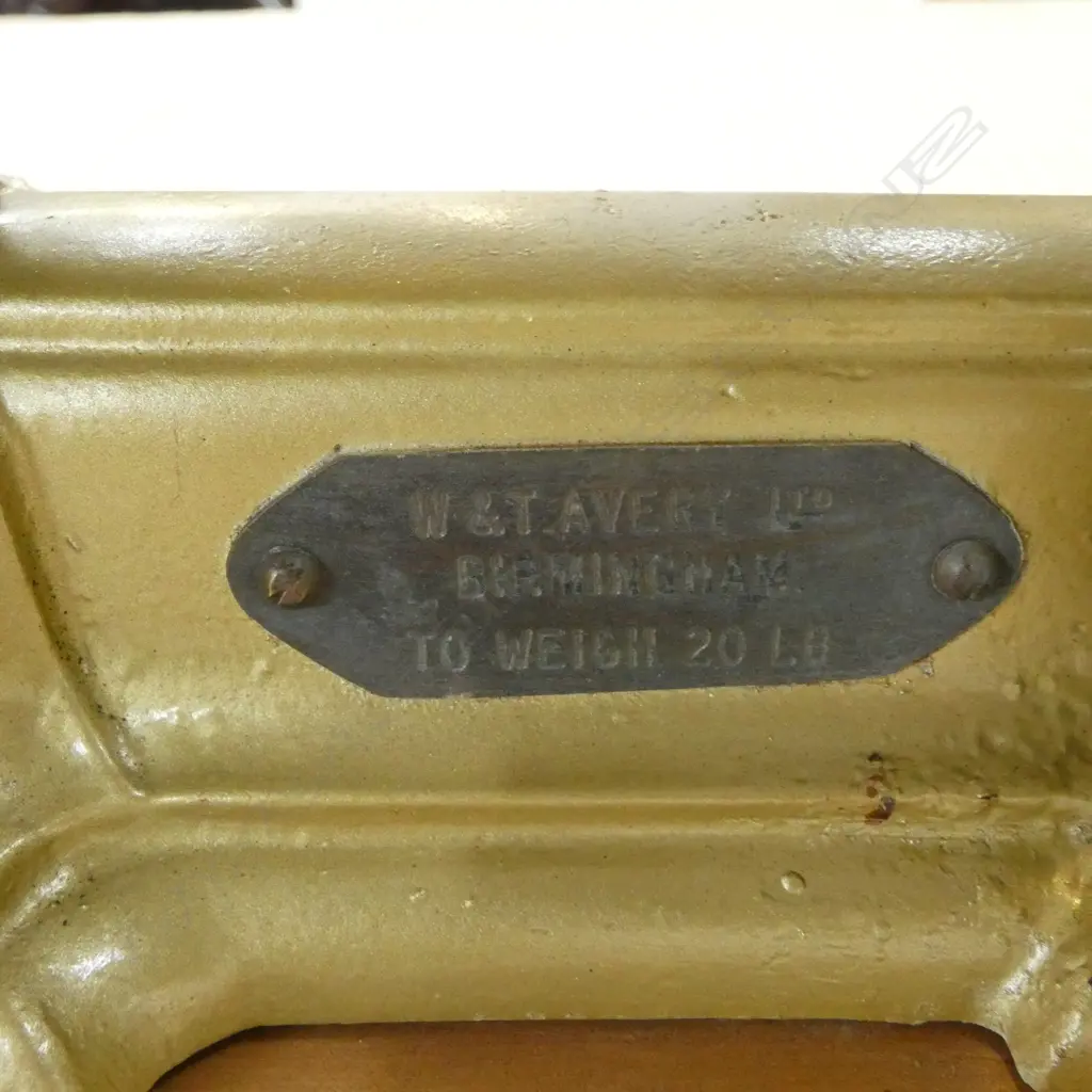 VINTAGE W&T AVERY BIRMINGHAM SCALE on later base H.560mm Image 1++