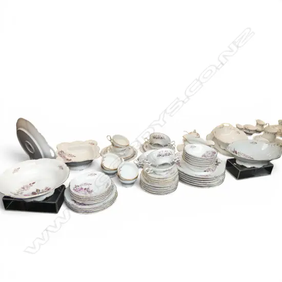HUTSCHENREUTHER SLYVIA PAT DINNER SERVICE