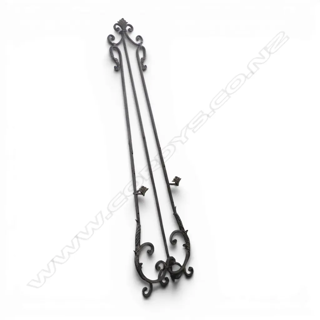 LG METAL EASEL H.1620mm Image 1++