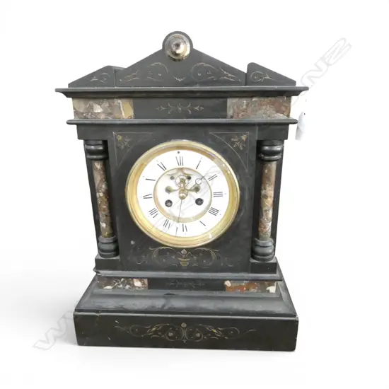 HEAVY BLACK SLATE MANTLE CLOCK w. PENDULUM H.420mm