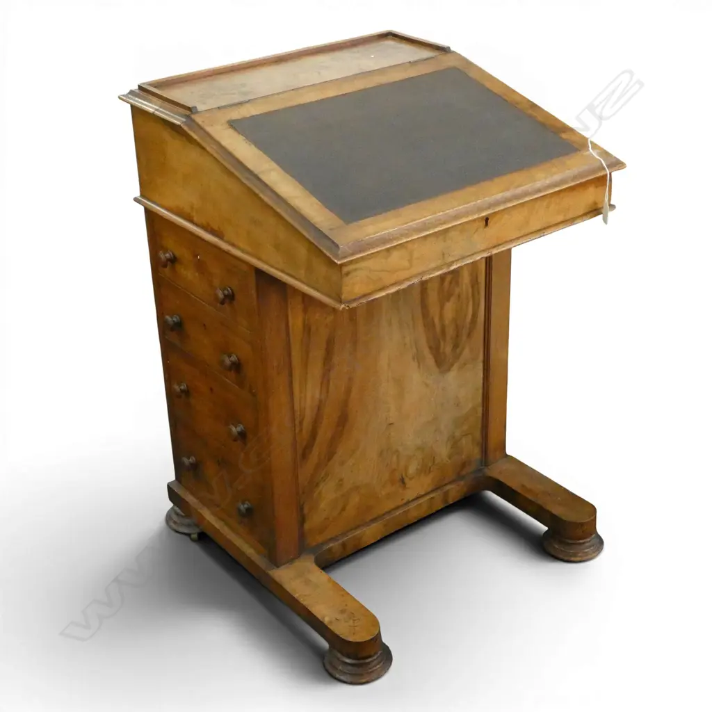 WALNUT DAVENPORT 535x550x830mm Image 1++