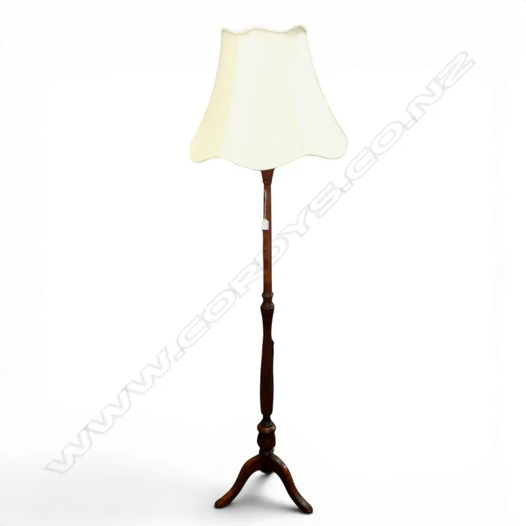 VINTAGE STANDARD LAMP w. SHADE H.1700mm Image 1++