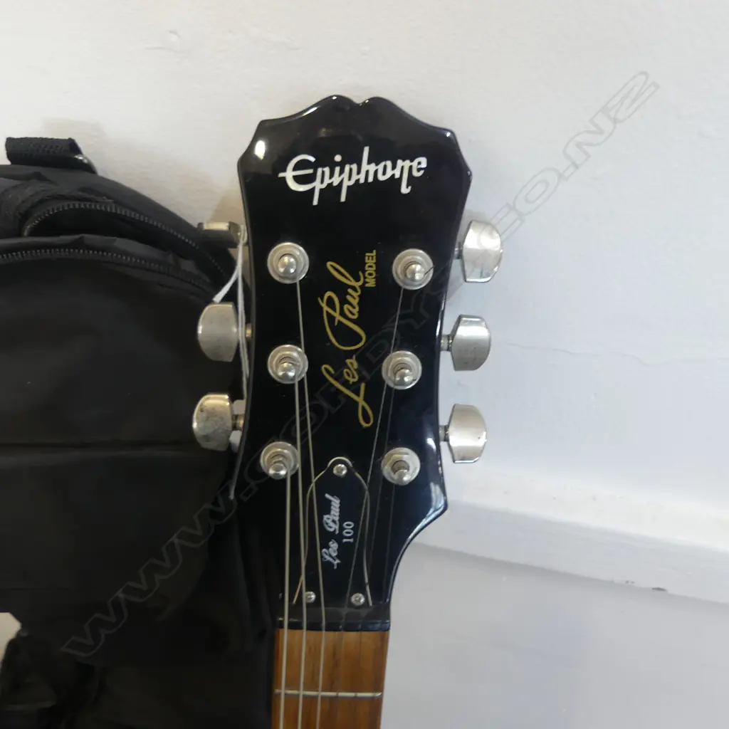 EPIPHONE LES PAUL 100 ELECTRIC GUITAR L.1010mm, CASED Image 1++