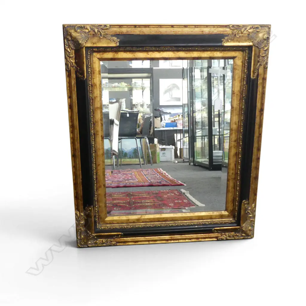 ANTIQUE STYLE MIRROR 700x595mm Image 1++