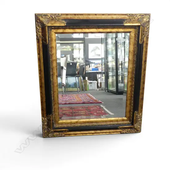 ANTIQUE STYLE MIRROR 700x595mm