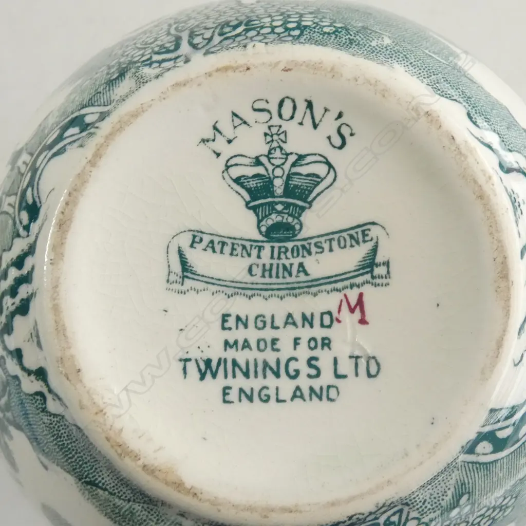 MASON'S IRONSTONE, SML WHITEFRIARS VASE & NZ POTTERY LIDDED DISH signed JP to base Image 1++