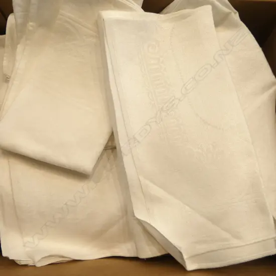 ASST. WHITE TABLE LINENS; 3 TABLECLOTHS + DAMASK NAPKINS