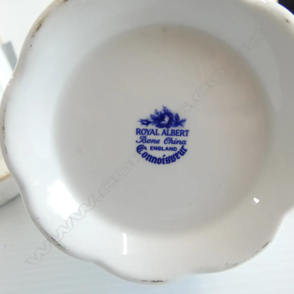 ASST. CHINA Incl. WEDGWOOD '"CLEMENTINE", ROYAL ALBERT "CONNOISSEUR" TEAPOT & AYNSLEY "PEMBROKE" Image 1++