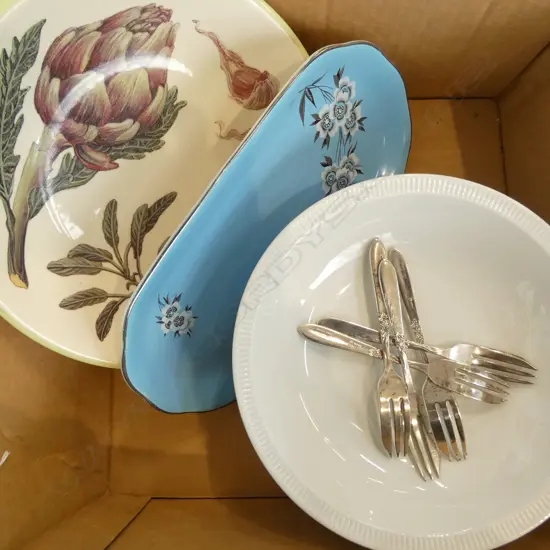 6 WHITE KINGDOM OF THAILAND BOWLS, "MAYTIME" PALISSY DISH, WILLIAMS-SONOMA ARTICHOKE BOWL & 6 EPNS CAKE FORKS 