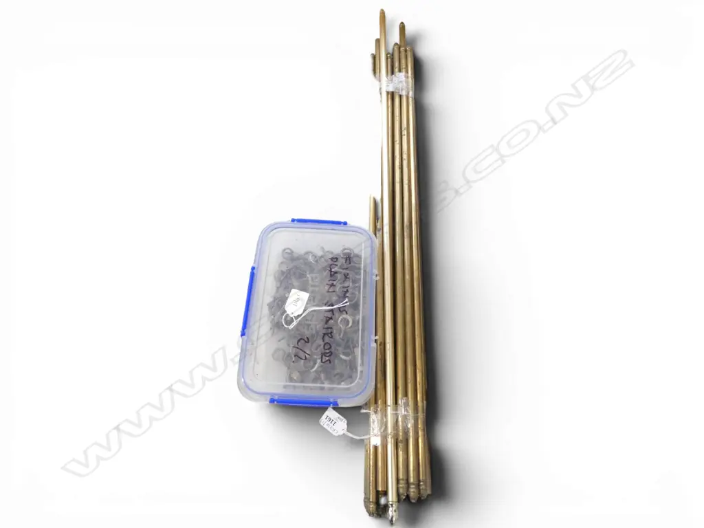 BRASS RODS w. SCREW IN FINIAL ENDS FOR STAIR CARPET L.770mm Image 1++