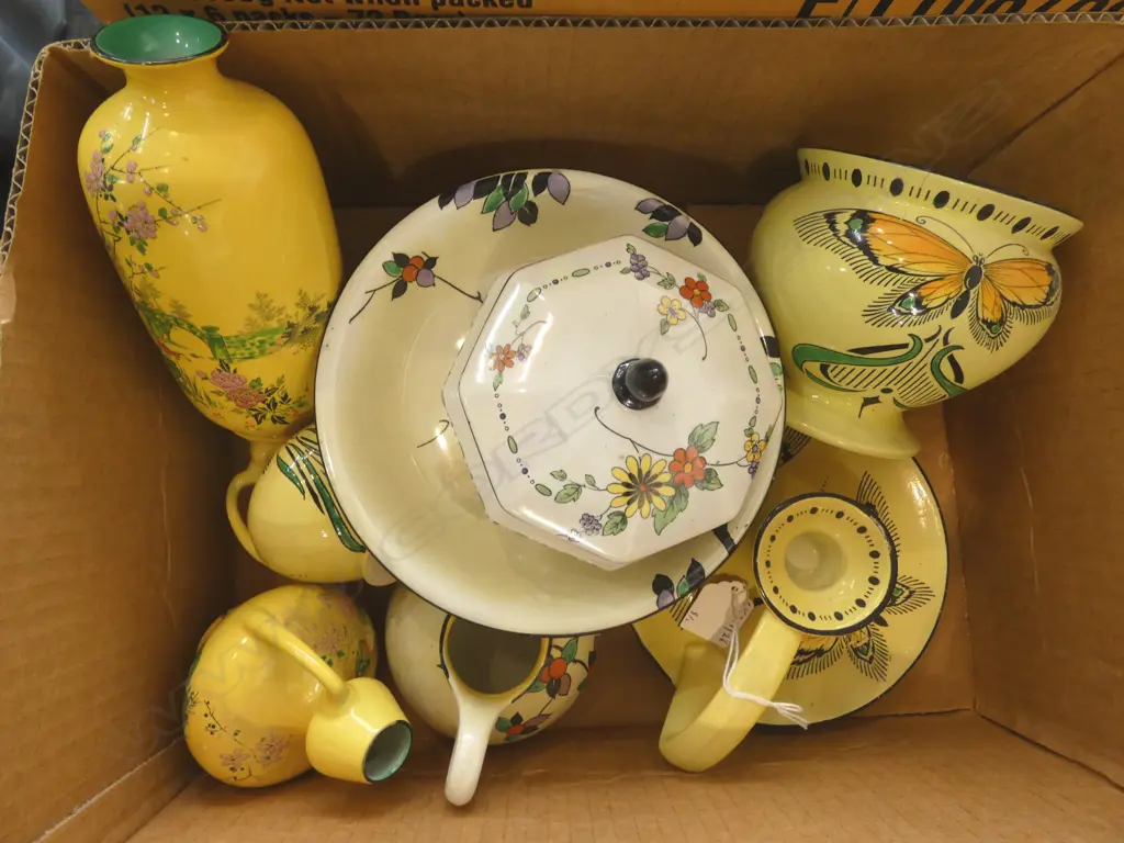 8 PCS SHELLEY CHINA CANDLESTICK COMPORT LIDDED DISH VASES ETC Image 1++